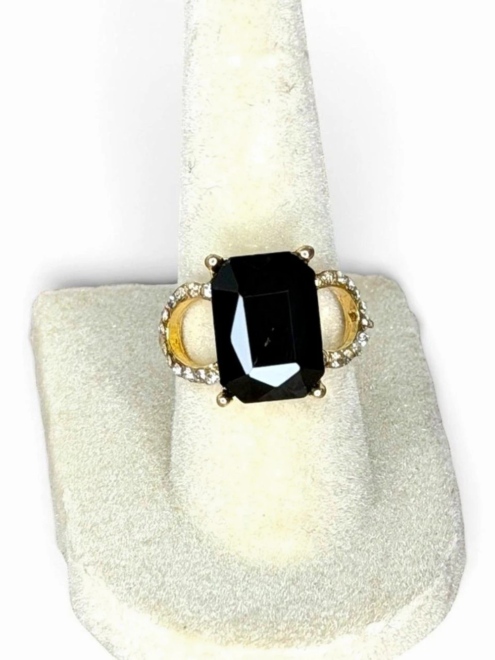 Black & Gold Statement Ring Like New